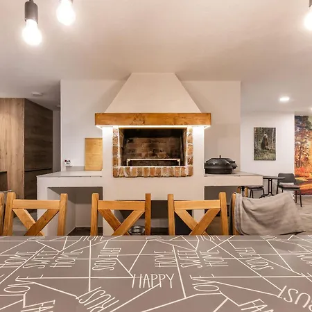 بيت للعطل House Medvjed Kupjak