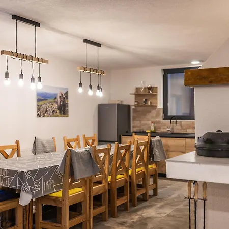 House Medvjed * Kupjak